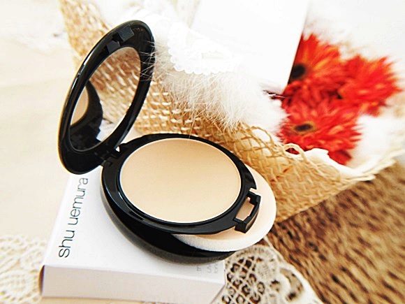 shuuemura-lightbulbuvpact (4)