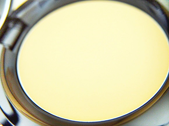shuuemura-lightbulbpact (7)